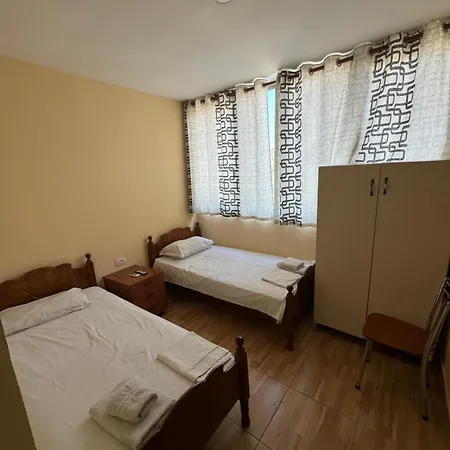 Kombinat Hotell *