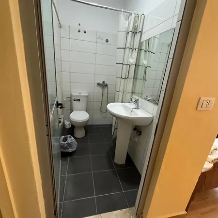 Hotell Kombinat Tirana