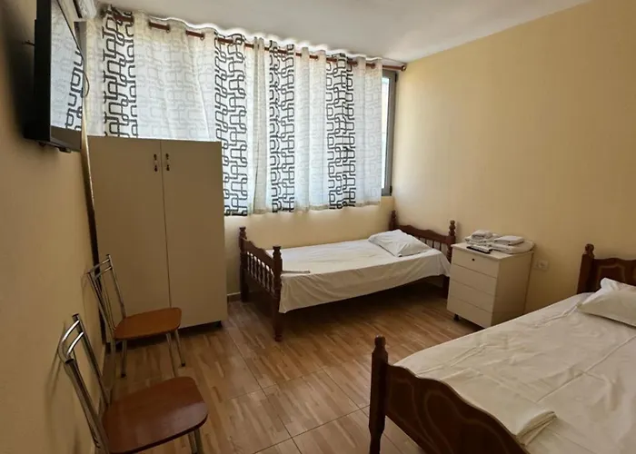 Hotel Kombinat Tirana